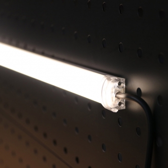 Dispositif de vente au détail Ajustement de la lumière de l'étagère de LED magnétique